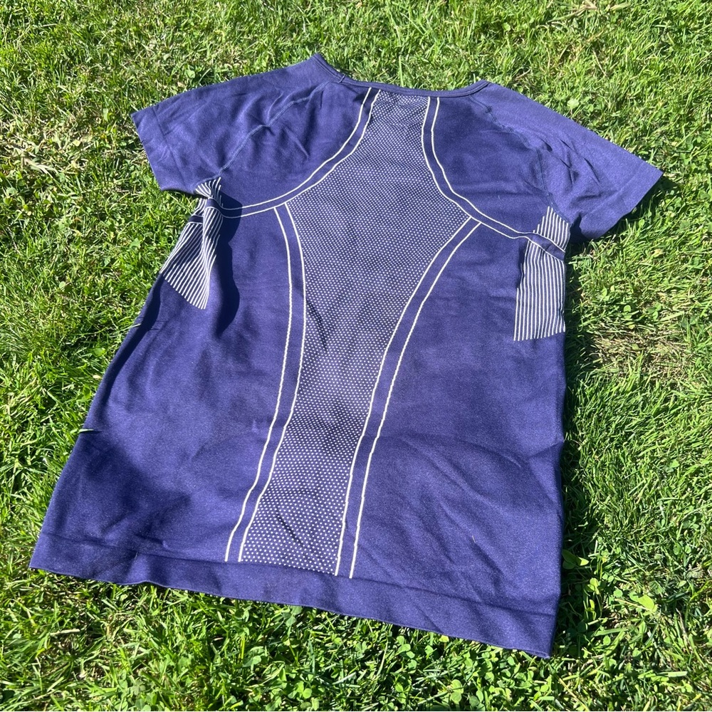 Workout Tech Top - Picture 3 of 3